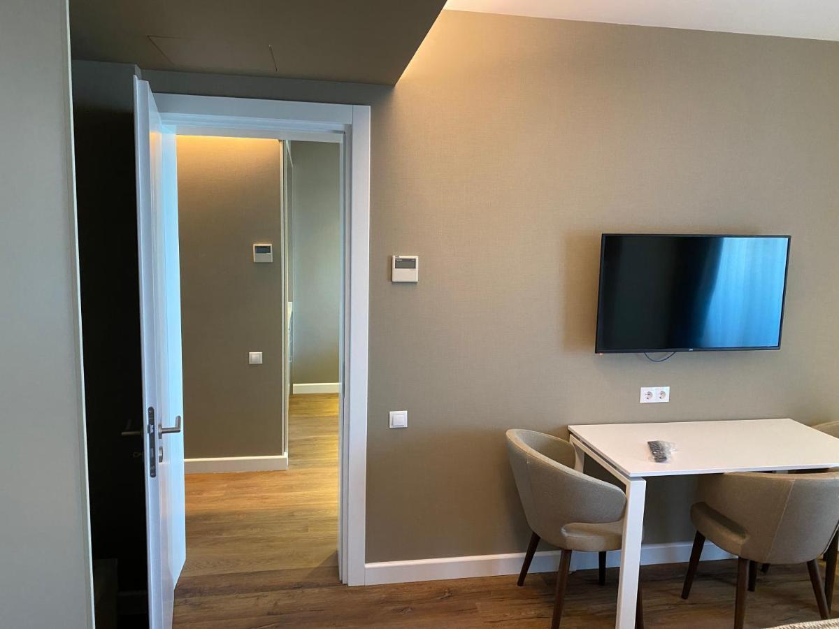 Gq Apartments On First Line Batumi Esterno foto